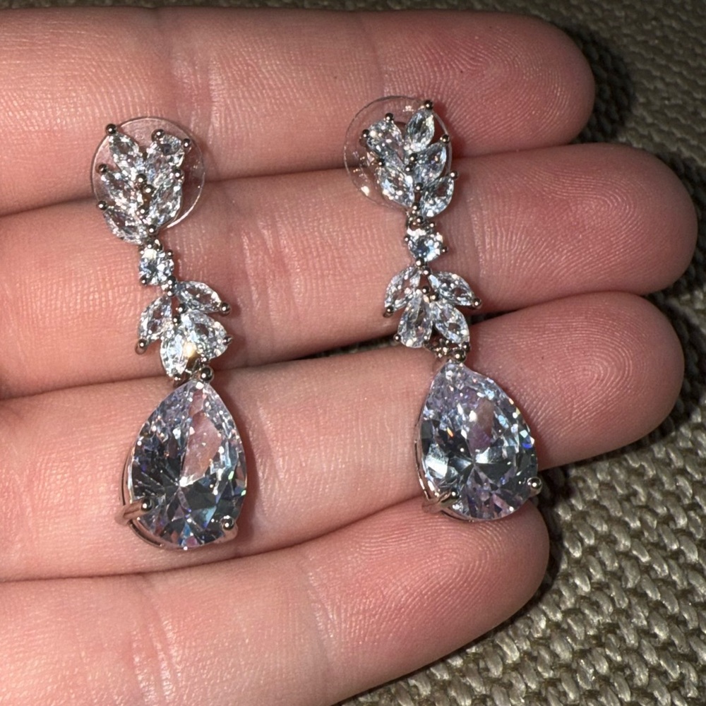 Elegant Silver Drop Earrings